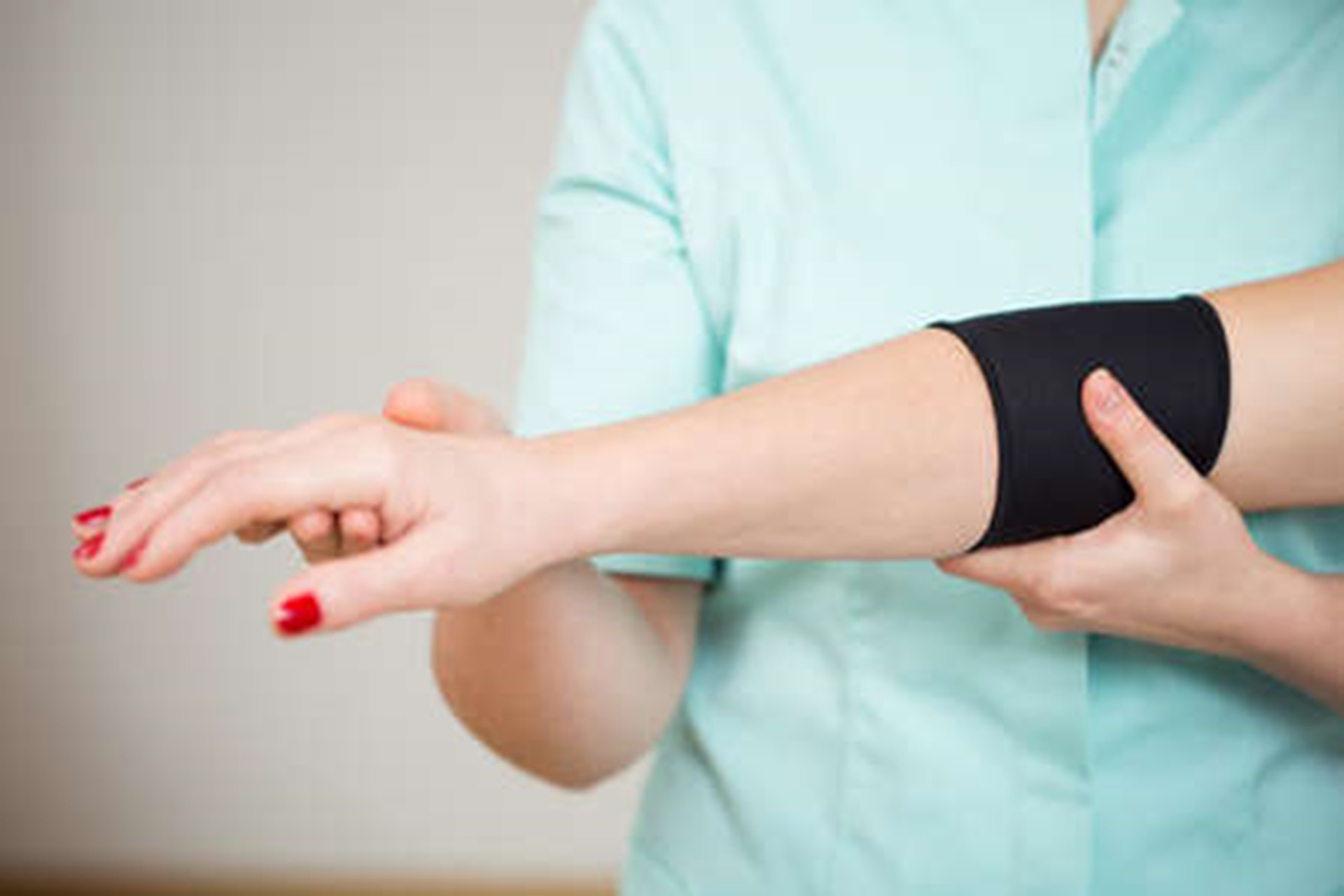 best plastic surgeon for Tendon reconstruction and repair in Aberdeen,uk Dr Jamil Ahmed 